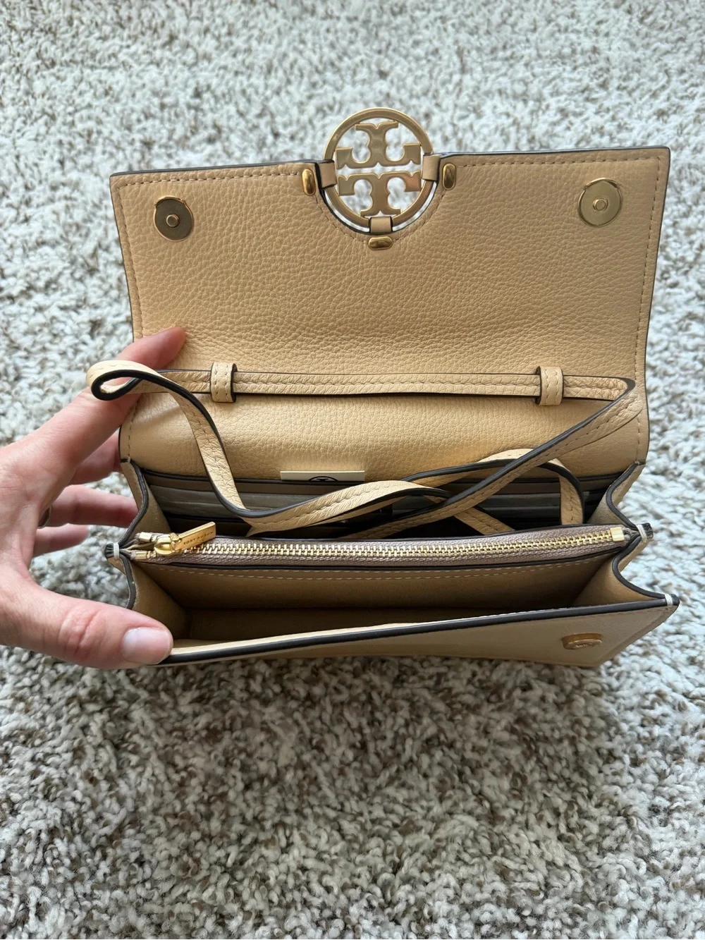 Tory Burch Miller Beige Leather Wallet Clutch with Gold Logo